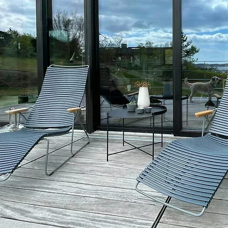 Architect-designed House With Sea Views * Эбельтофт